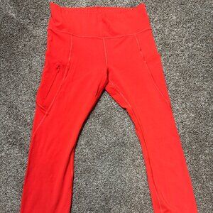 Athleta 7/8 Tights Bright Red Zippered Side Pocket Size Medium